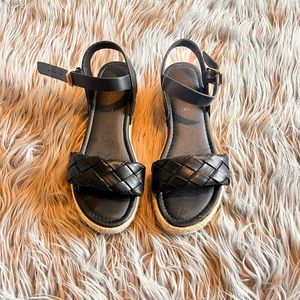 Black Platform Sandals